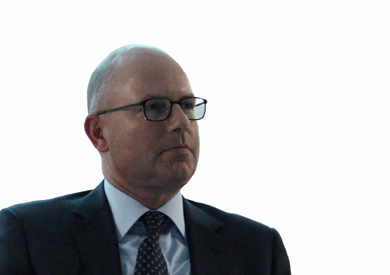 Frank Meijer: «La Hyundai ix35 Fuel Cell a idrogeno è realtà. E' già sul mercato» Frank Meijer: «La Hyundai ix35 Fuel Cell a idrogeno è realtà. E' già sul mercato»