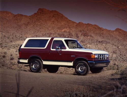 Ford, ritorna il SUV Bronco - Saloni - Automoto.it