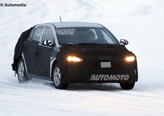 Hyundai al lavoro su un'ibrida. Sarà l'anti-Prius coreana Hyundai al lavoro su un'ibrida. Sarà l'anti-Prius coreana