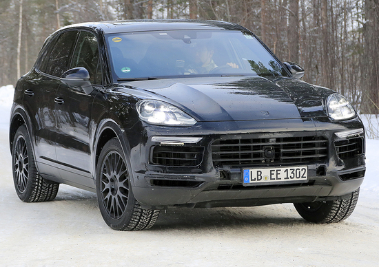 Nuova Porsche Cayenne 2017: le nostre foto spia Nuova Porsche Cayenne 2017: le nostre foto spia