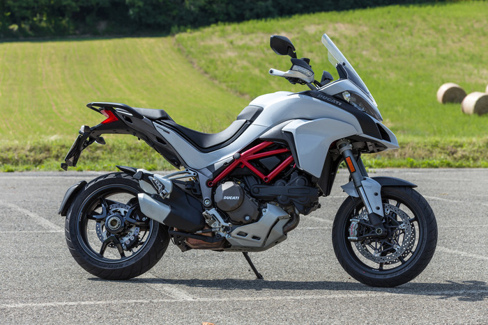 multistrada vs s1000xr