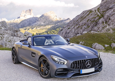 Mercedes Benz Amg Gt Roadster Gt C Roadster 11 2016 05 2018 Prezzo E Scheda Tecnica Automoto It