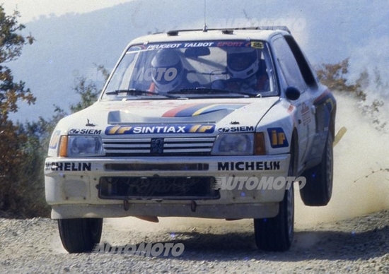 Peugeot 205 T16: 20 anni fa la prima vittoria in Italia. La storia Peugeot 205 T16: 20 anni fa la prima vittoria in Italia. La storia